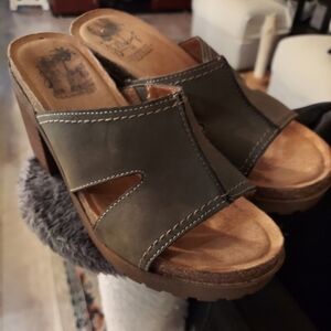 Women's Jelly Pop Olive Green Block Heel Sandals